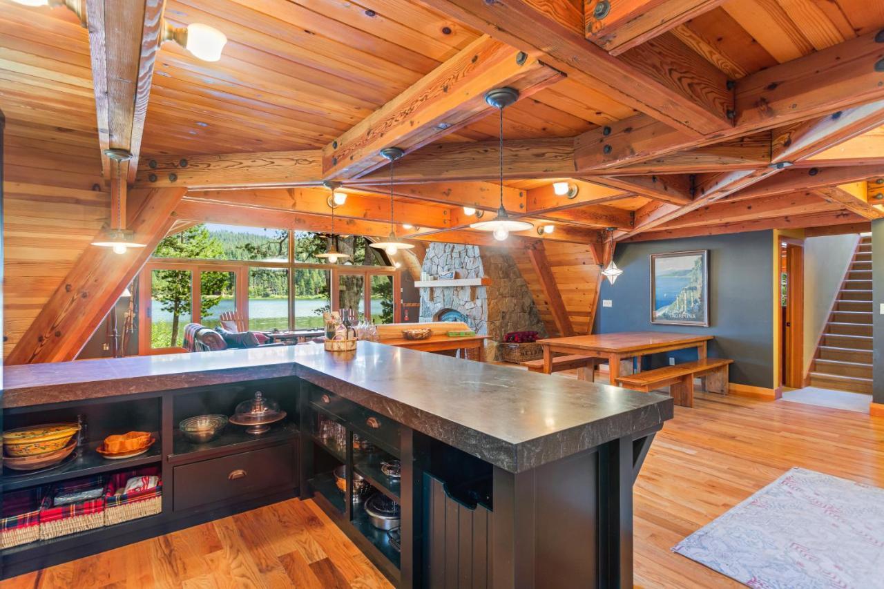 Serene Lakes Splendor Soda Springs Exterior photo